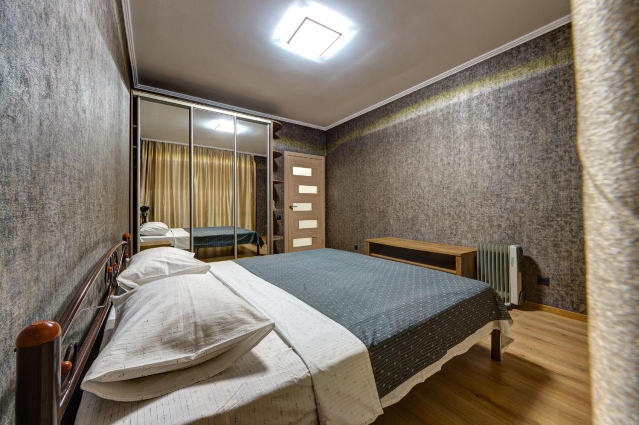 Apartments Near Ukraina Shopping Mall Kiev Extérieur photo